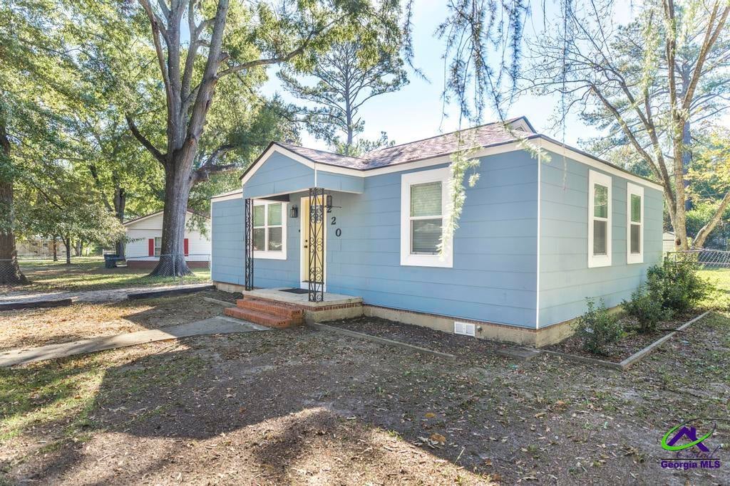 220 Peachtree