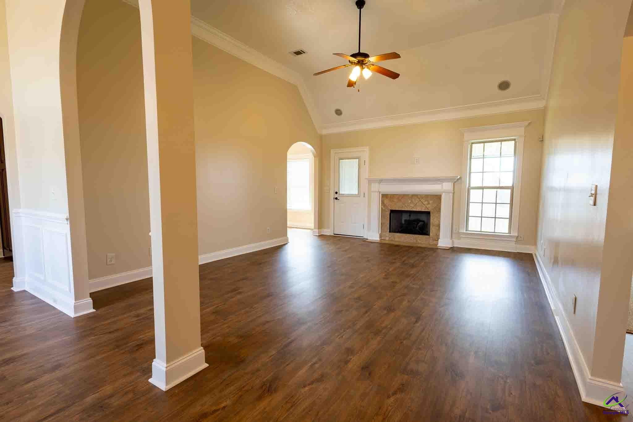 106 Fortune Way