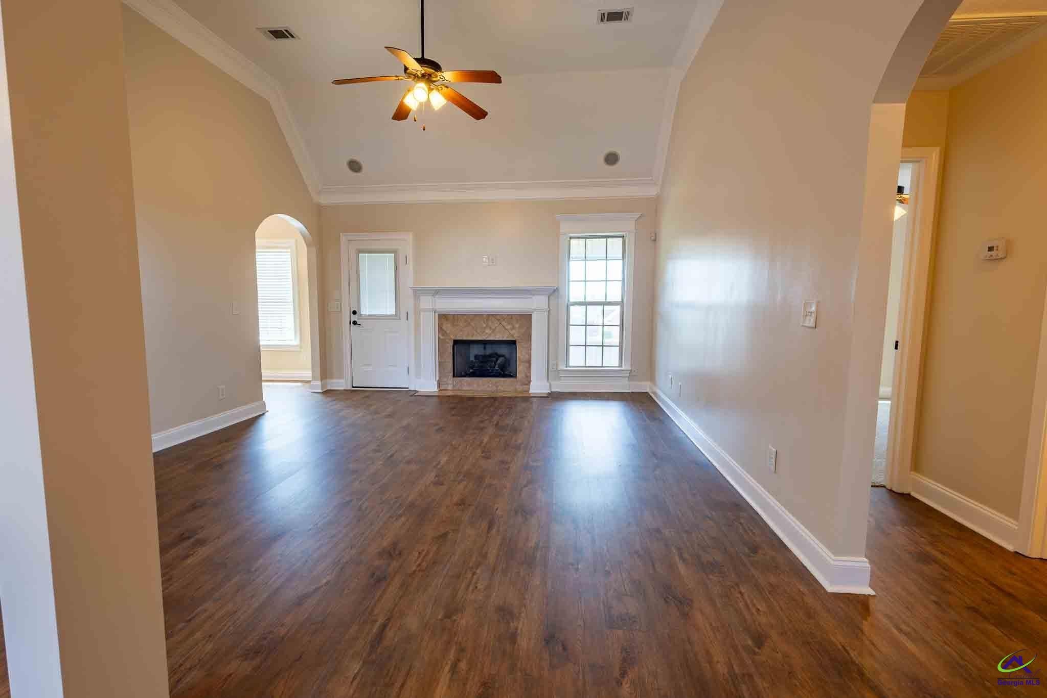106 Fortune Way