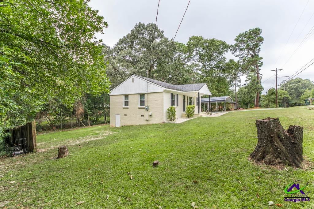 111 Benton