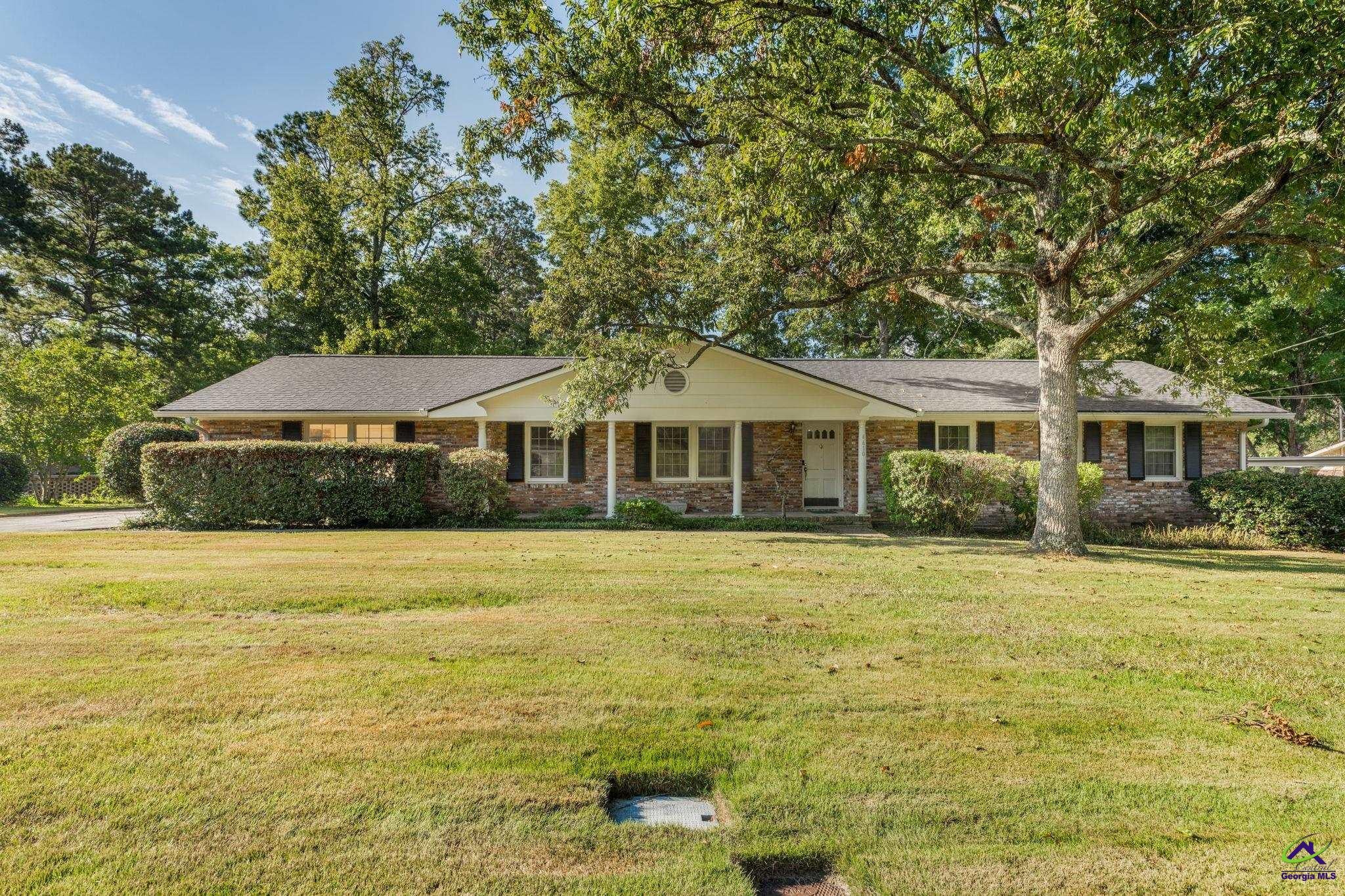 4610 Stratford Oaks Drive