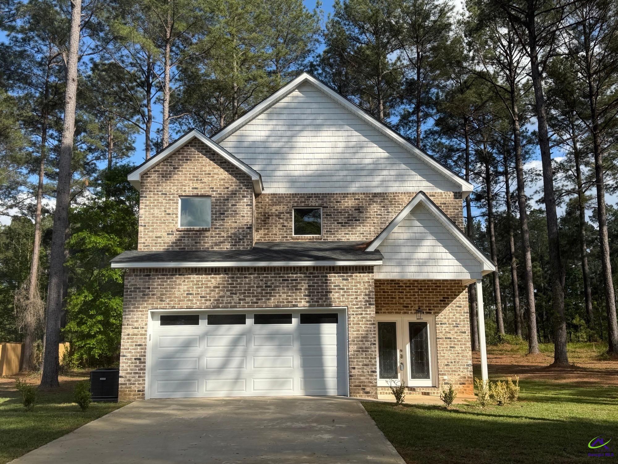 238 Wood Oak Circle