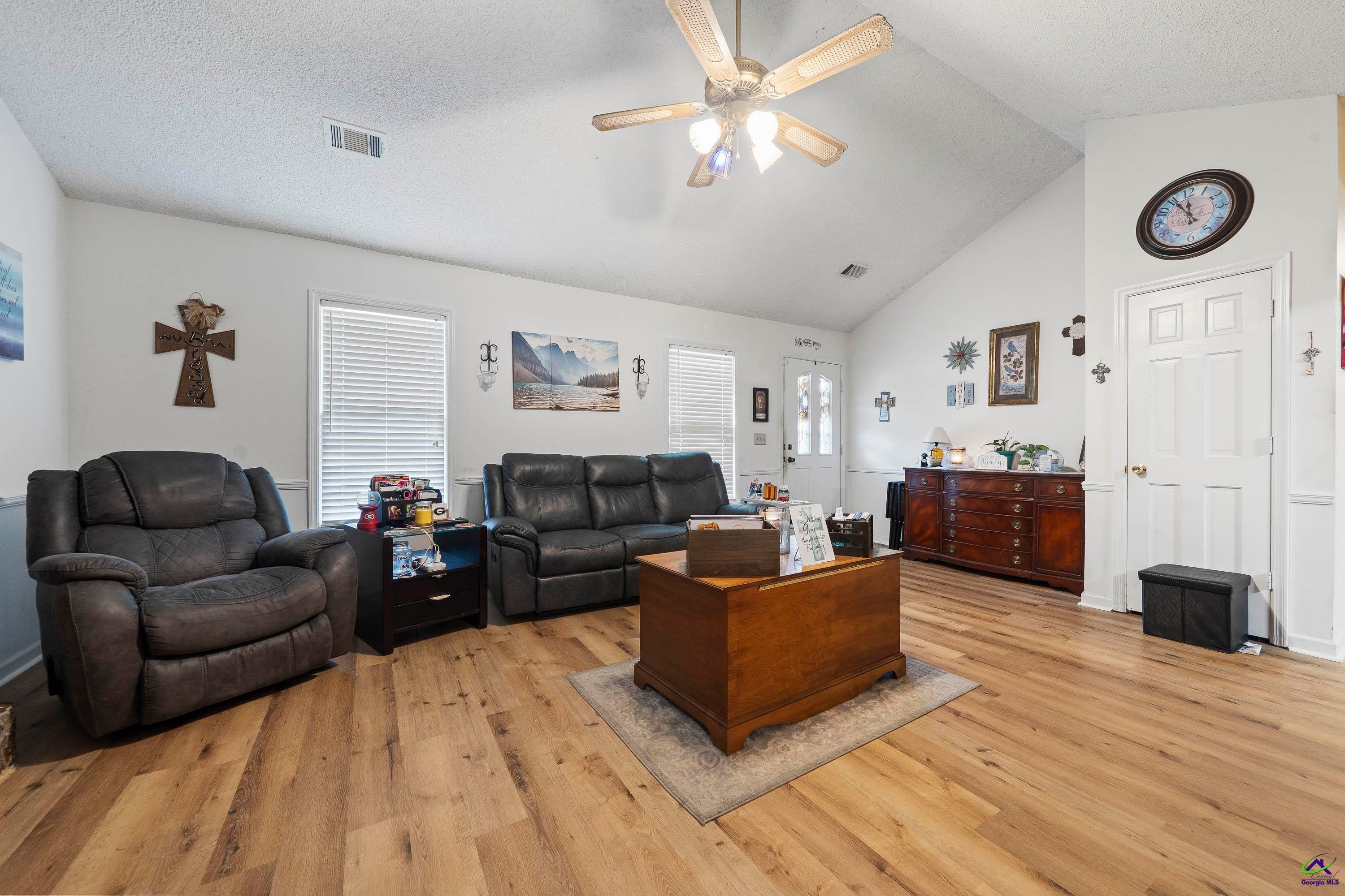 109 Southfork Drive