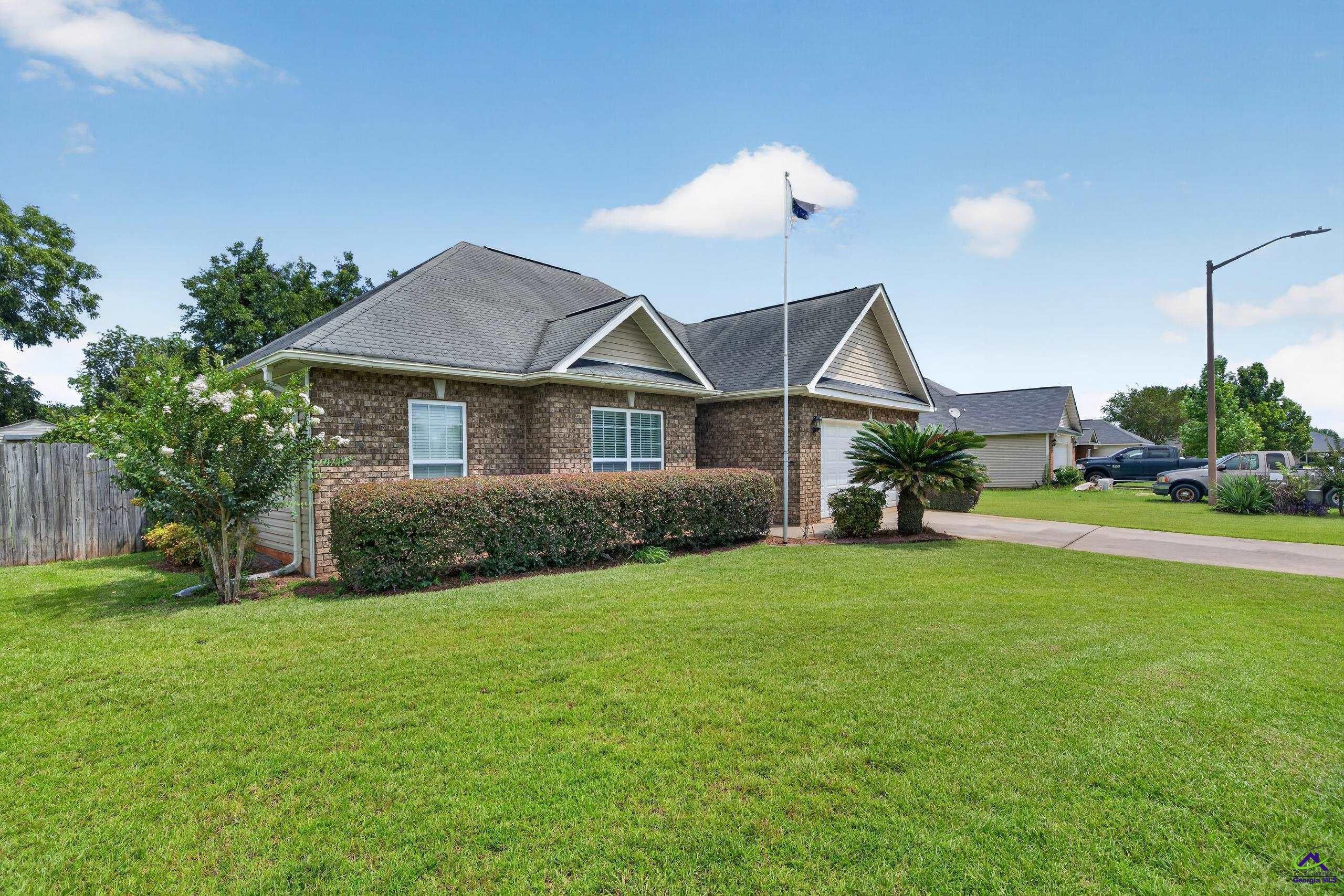 114 Lavendar Lane
