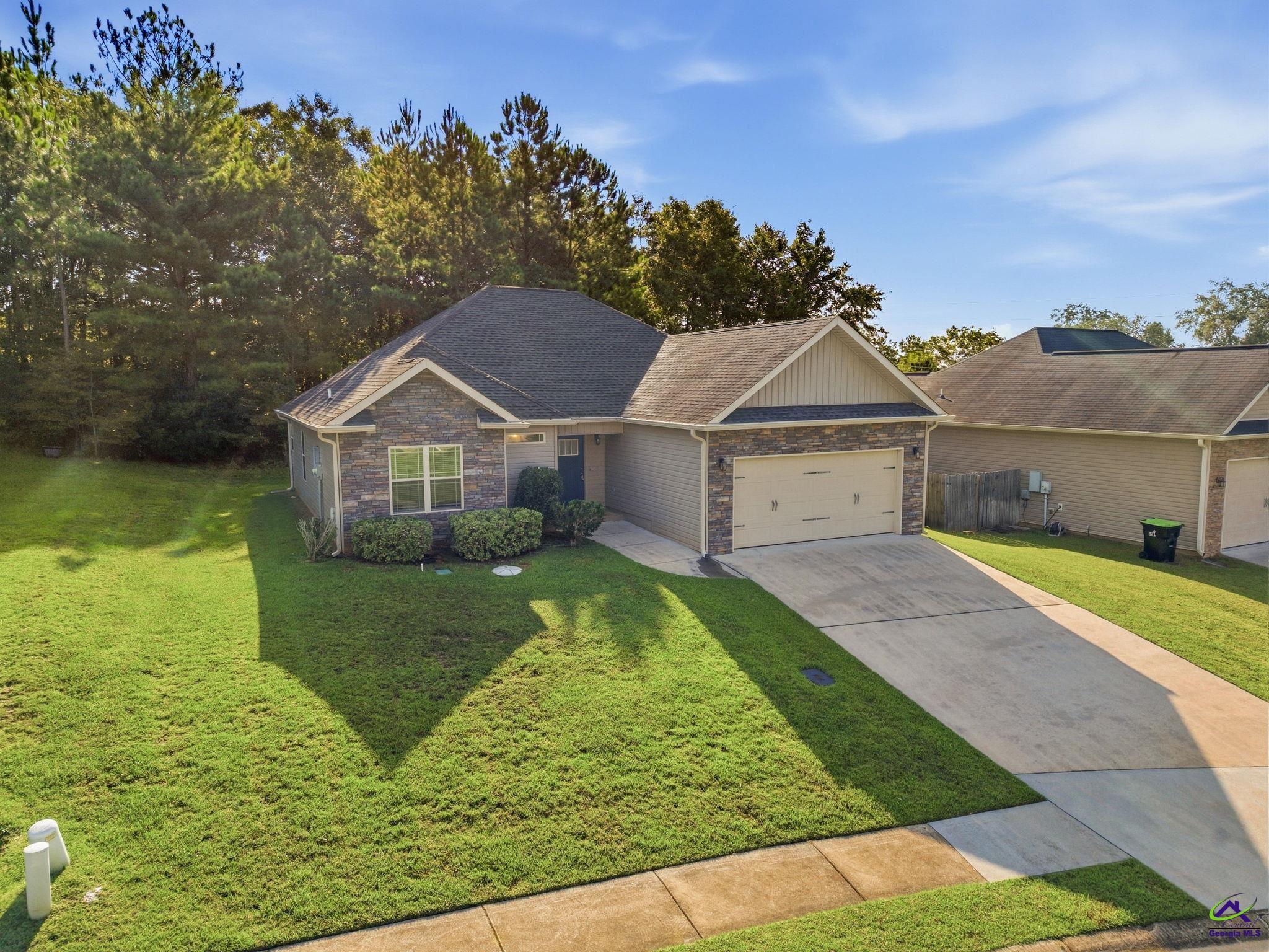 102 Ledford Way