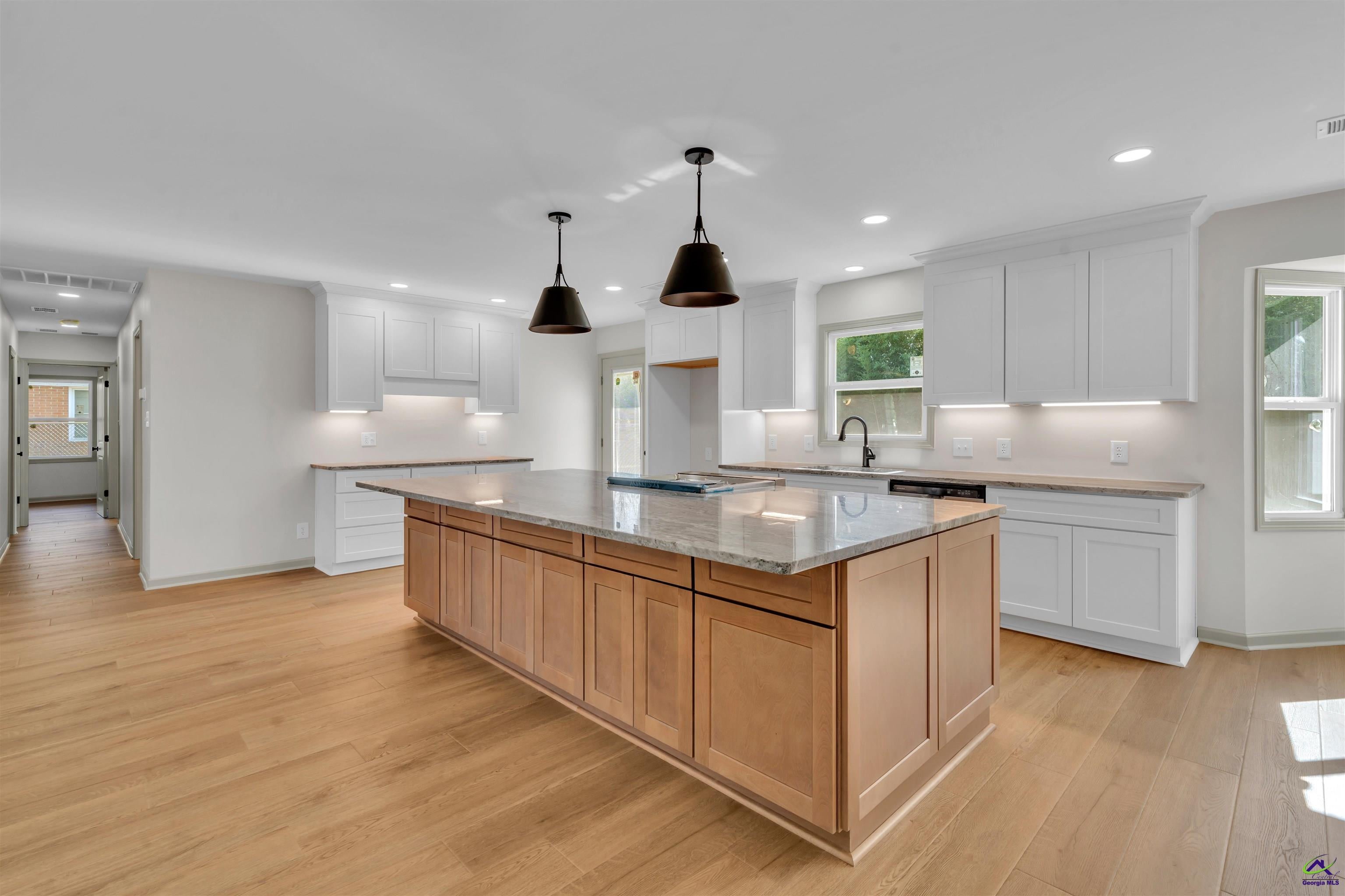 1108 Kenwood Drive