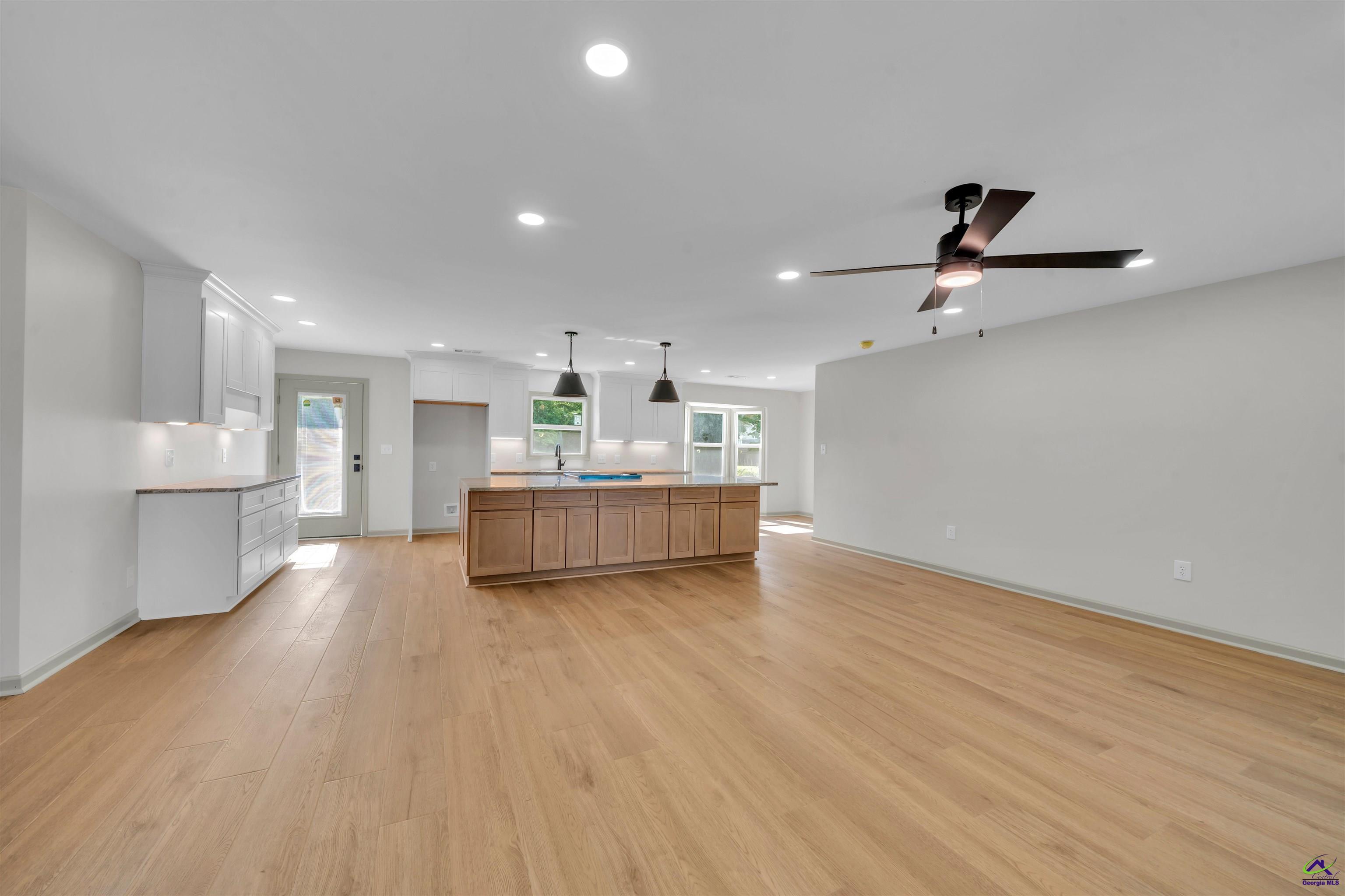 1108 Kenwood Drive