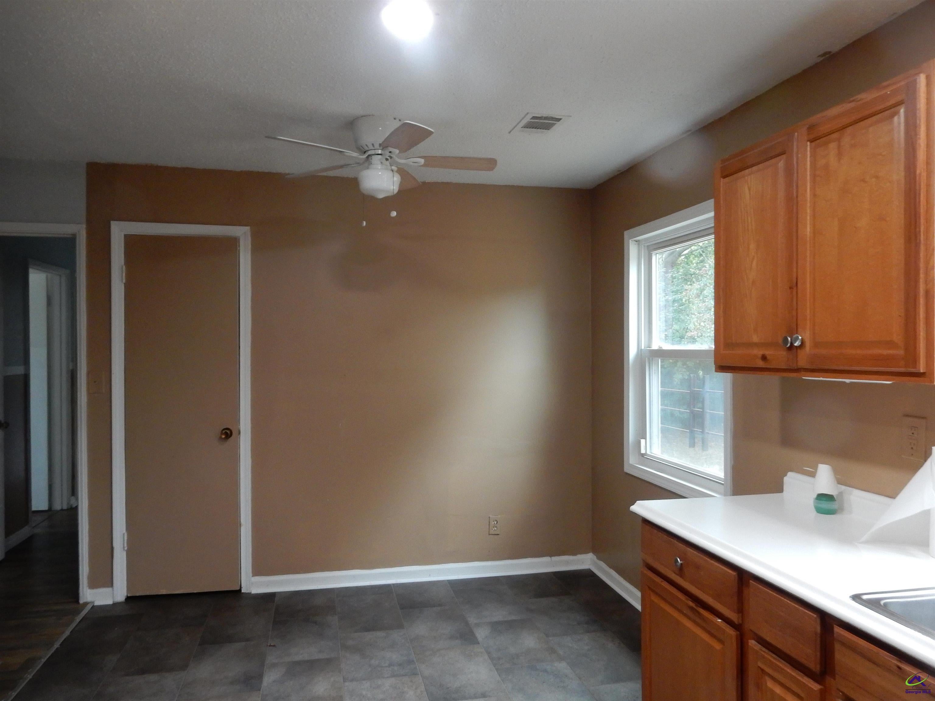 1624 Randall Road