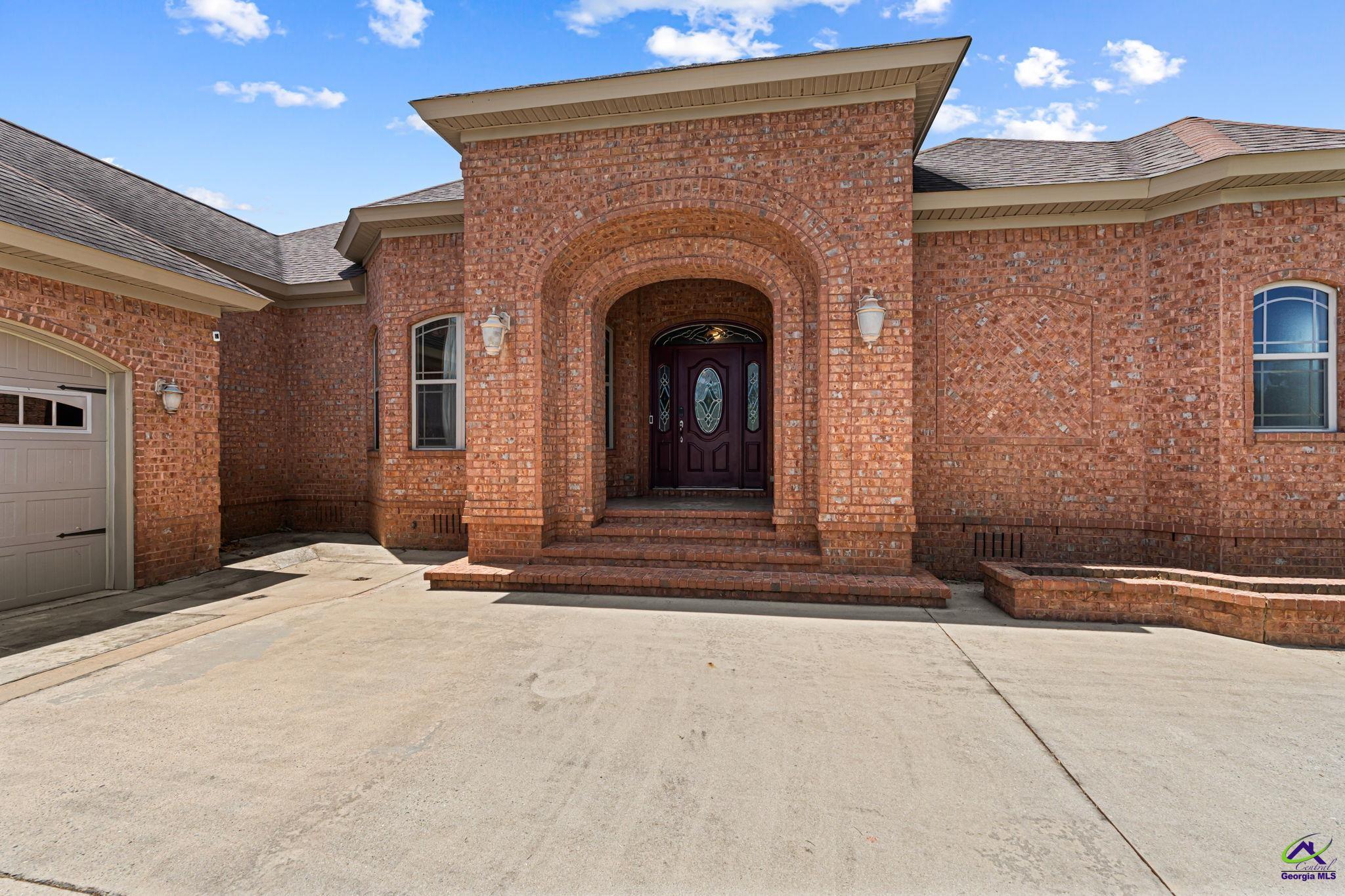 215 Little Hickory Drive