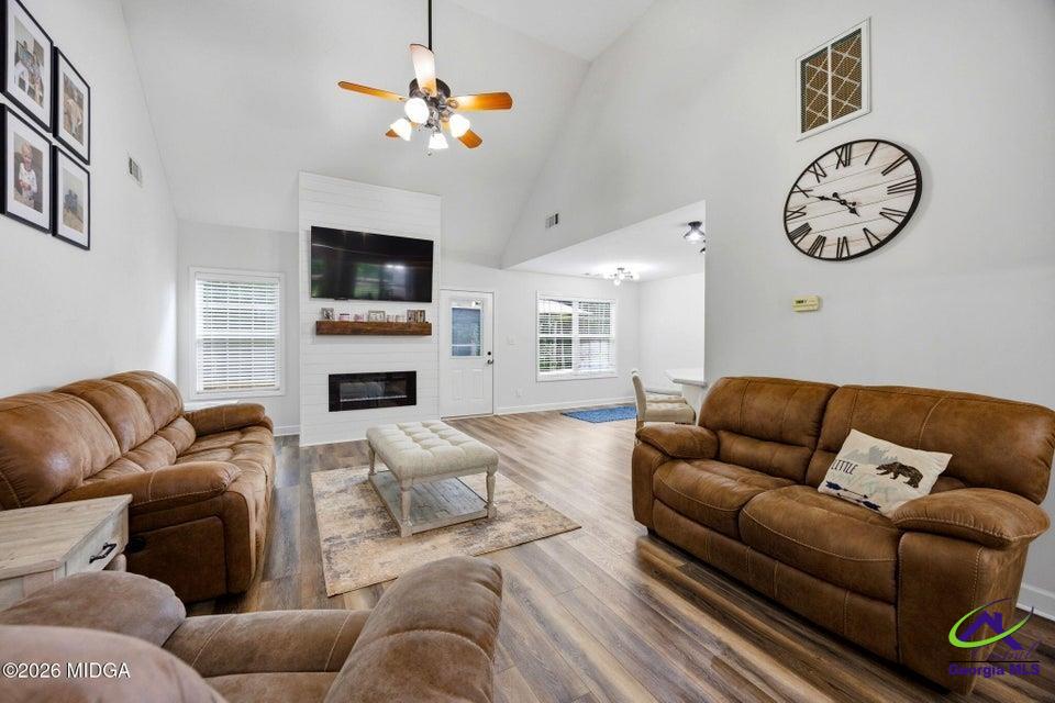 2917 Rumble Road