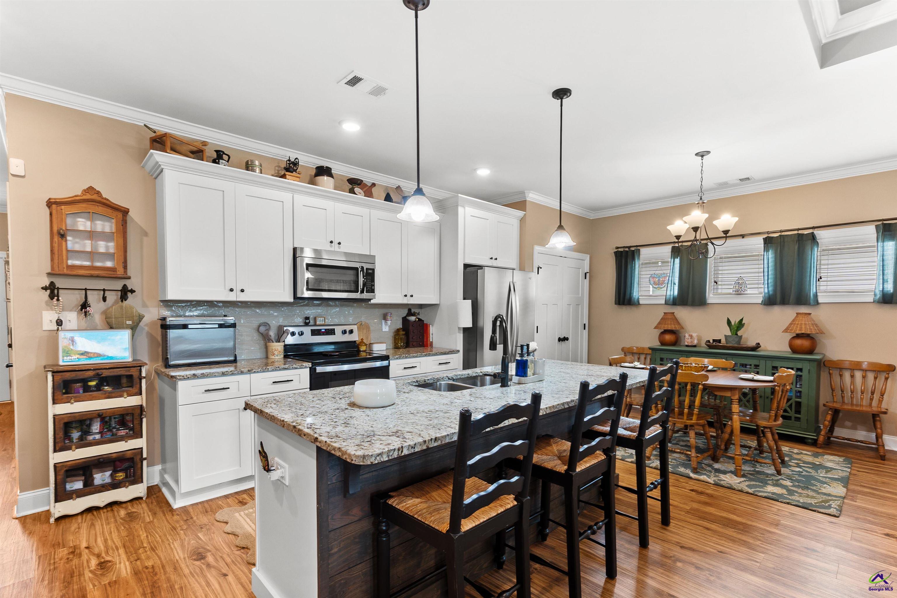 114 Cascades Court