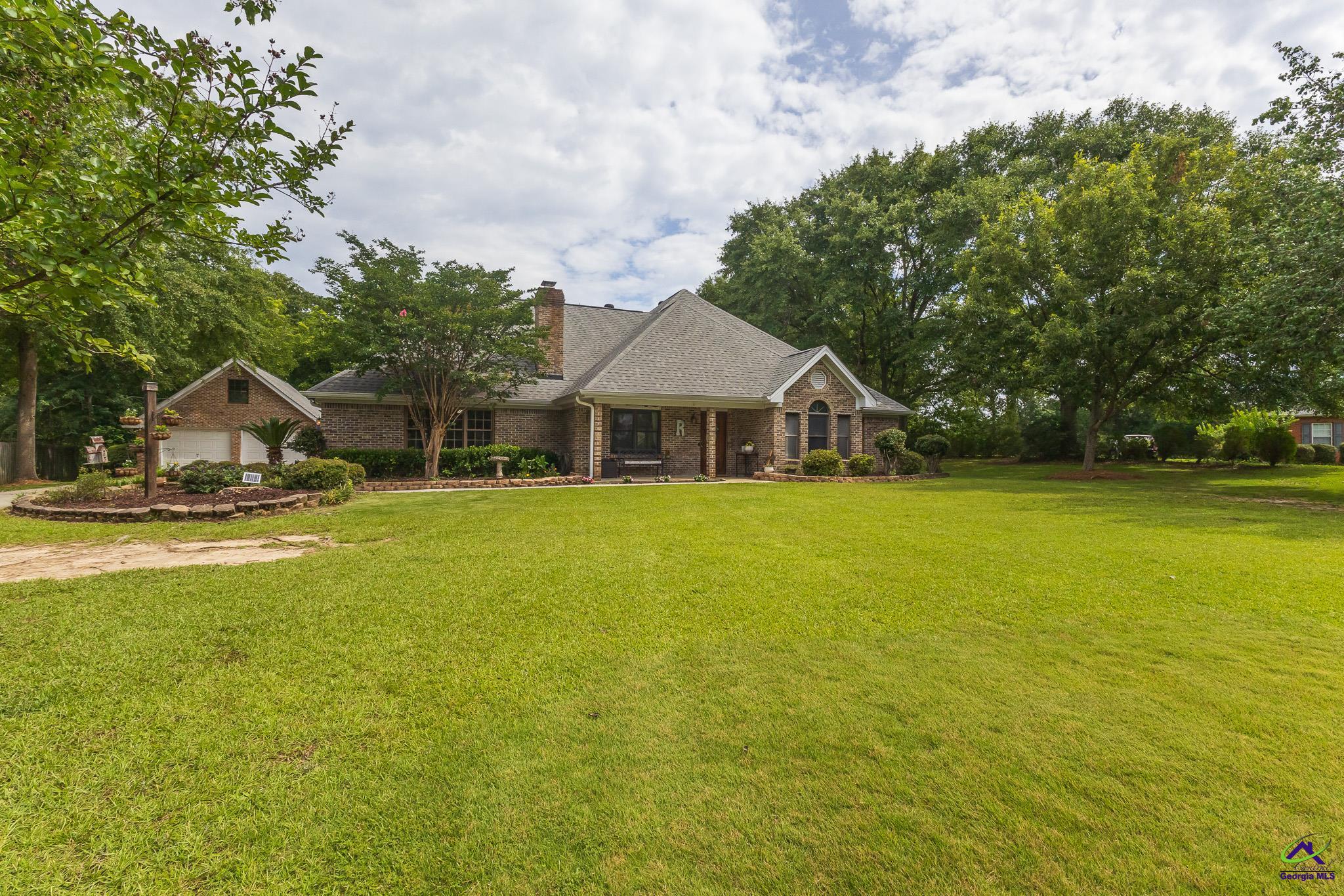 107 Loch Mere Drive