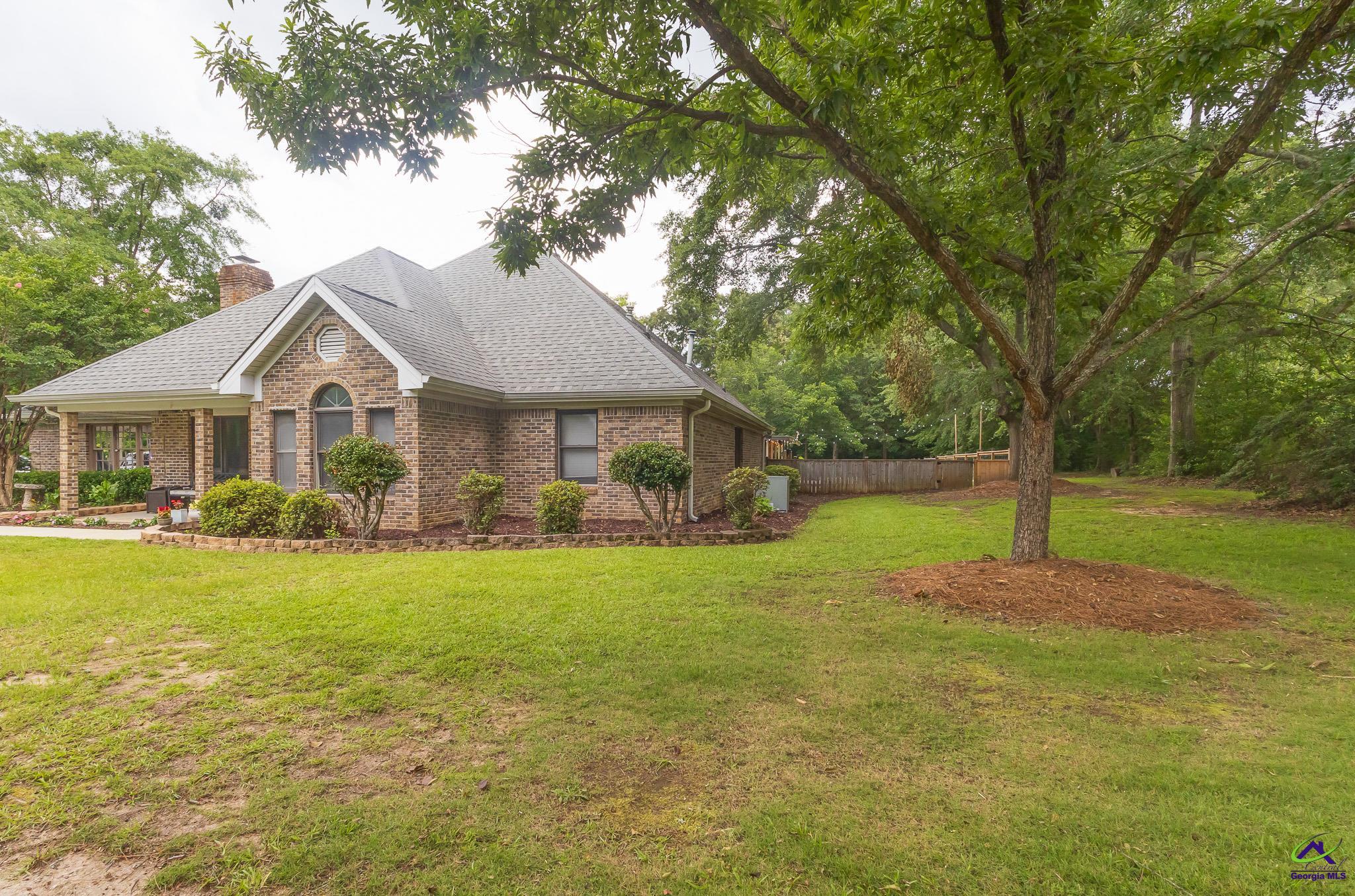 107 Loch Mere Drive