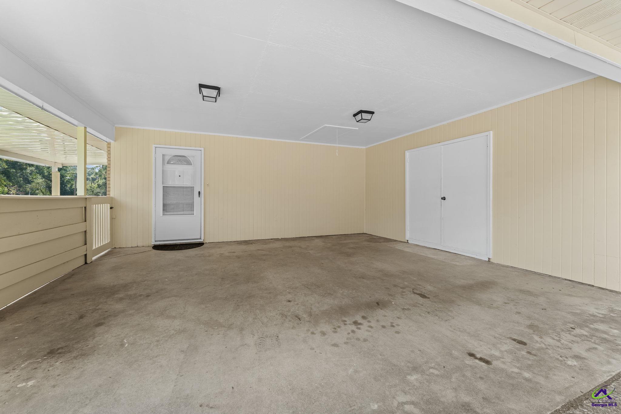 202 Woodland Dr