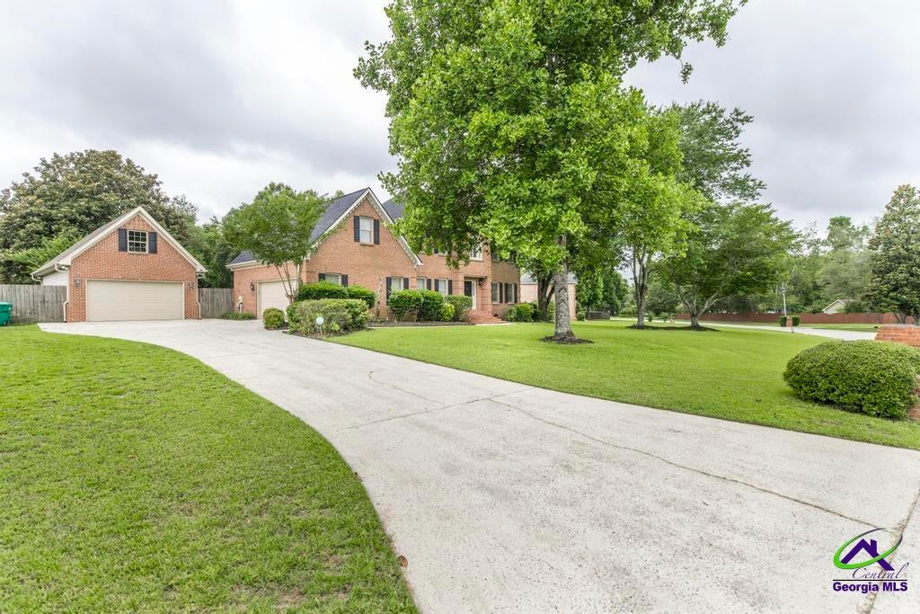 106 Huntington Place