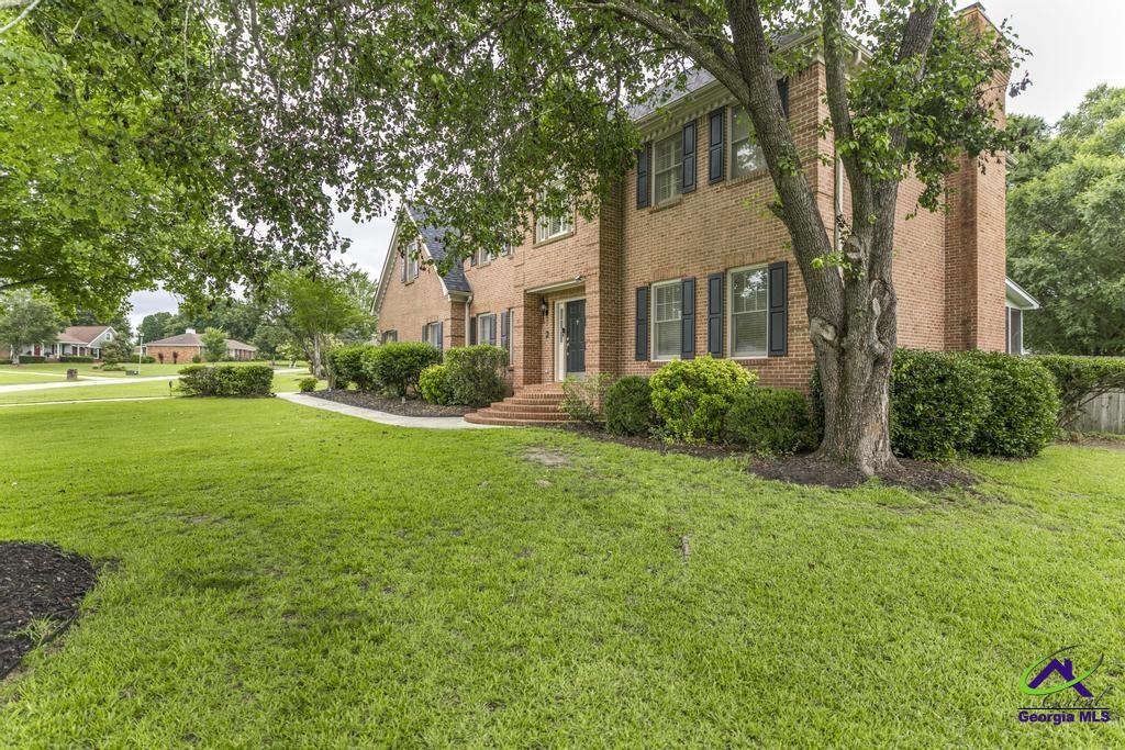 106 Huntington Place