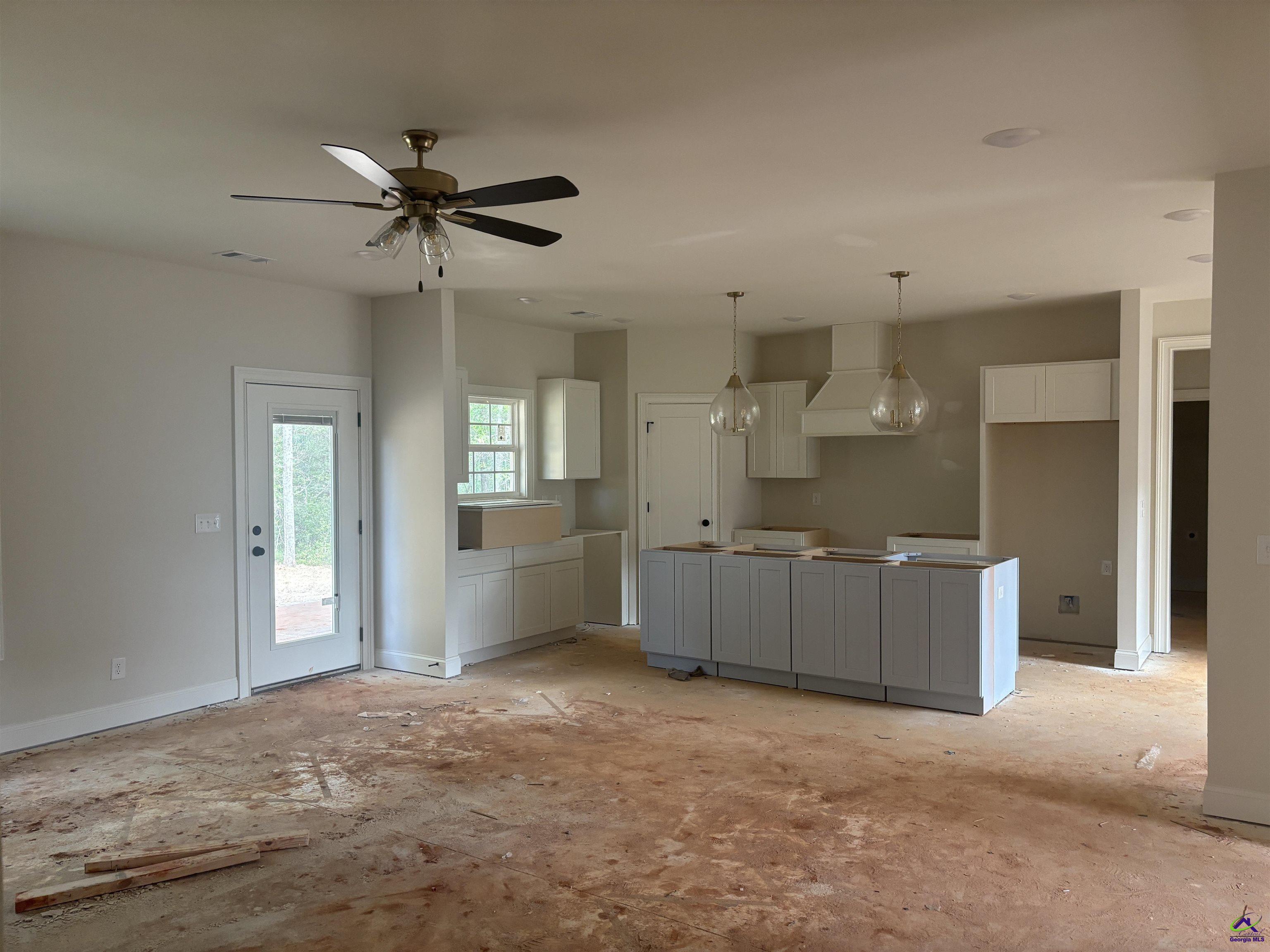 105 Parker Lane