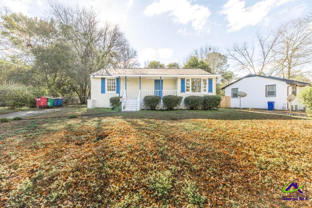 1334 Lakeview Drive
