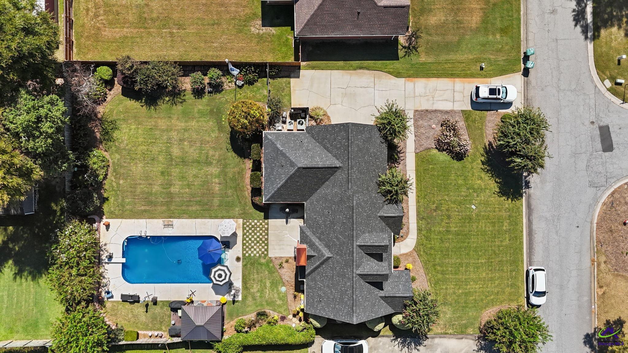 111 Sassy Fox Drive