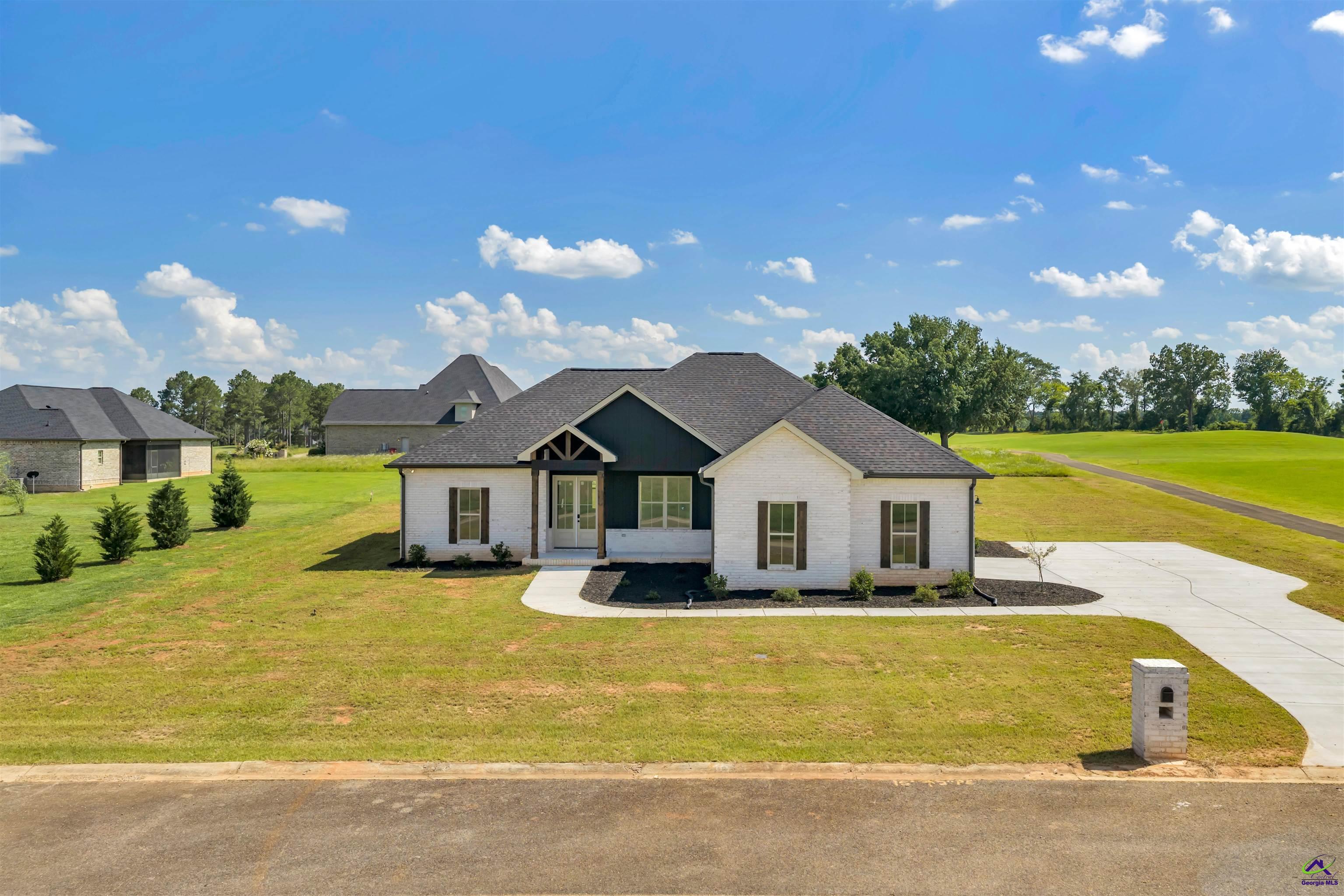 10 Crabapple Drive