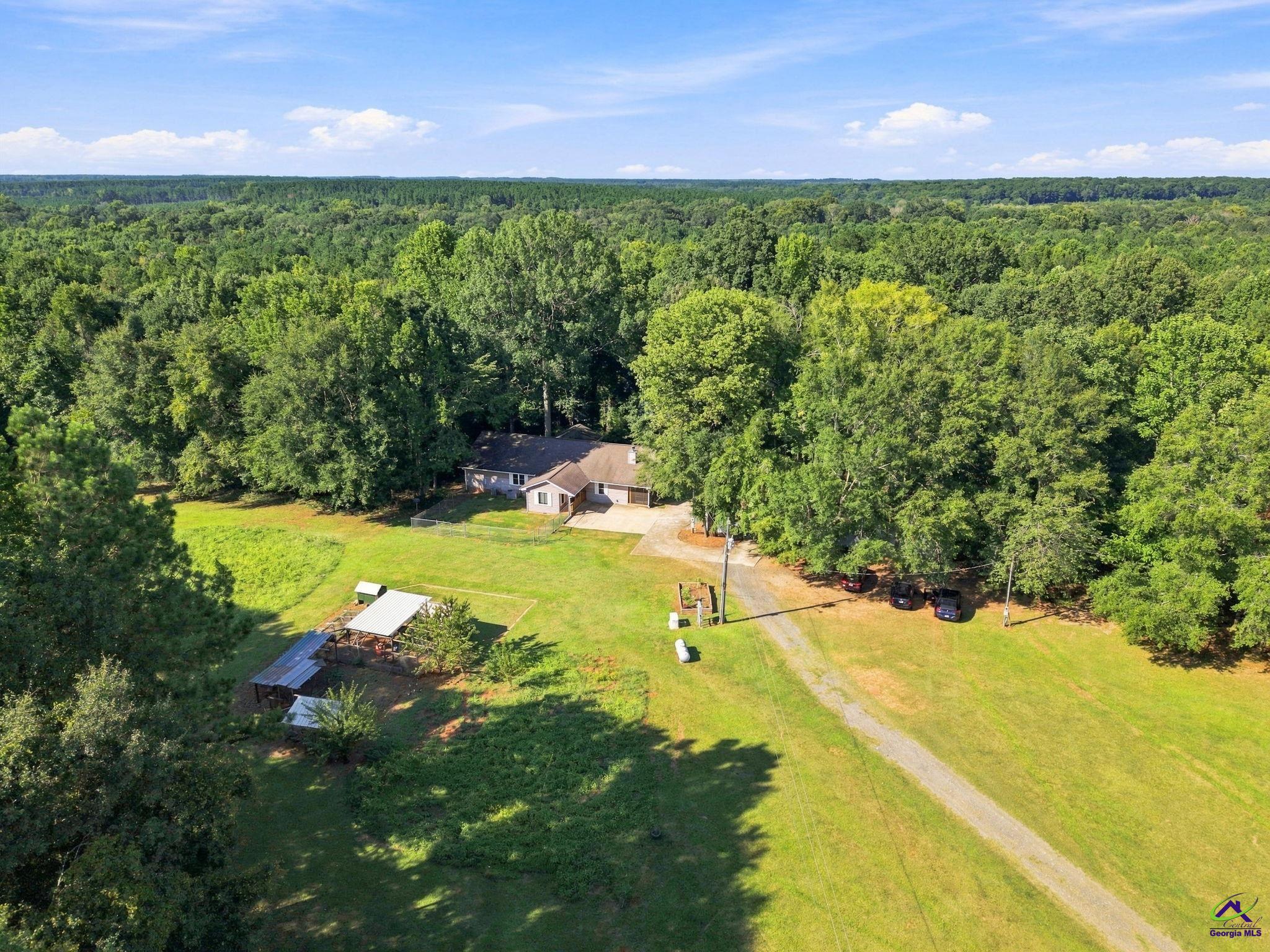 1116 County Line Road