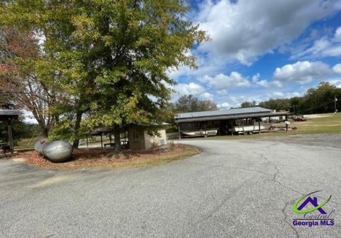 2787 Emery Highway