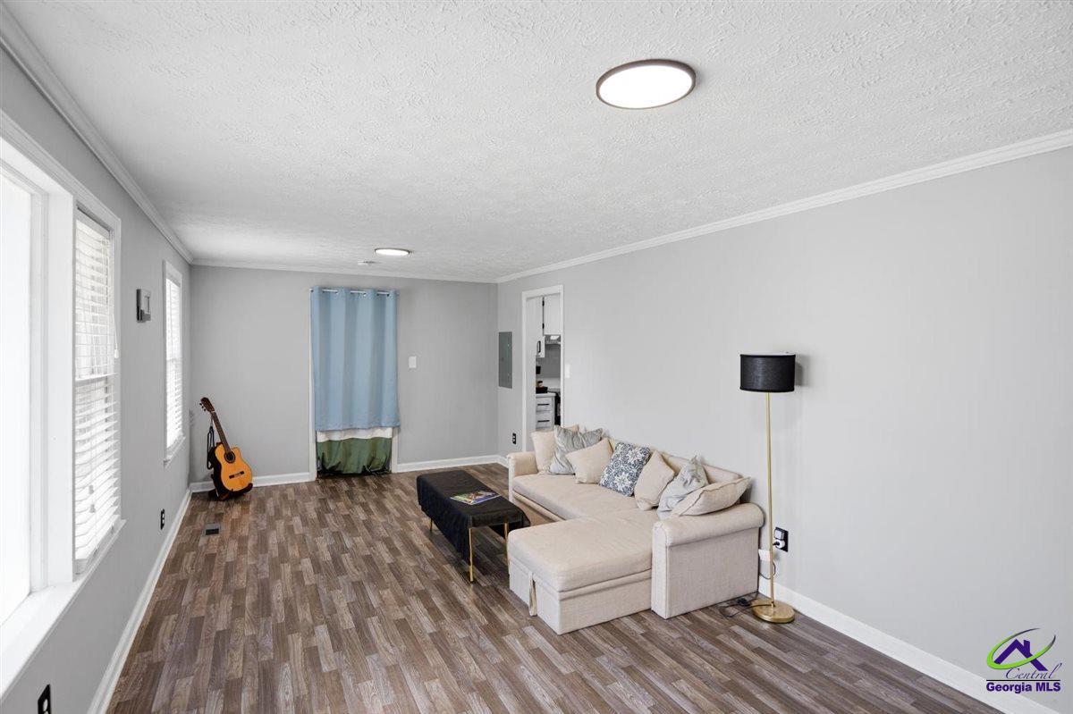 1280 Baker Drive