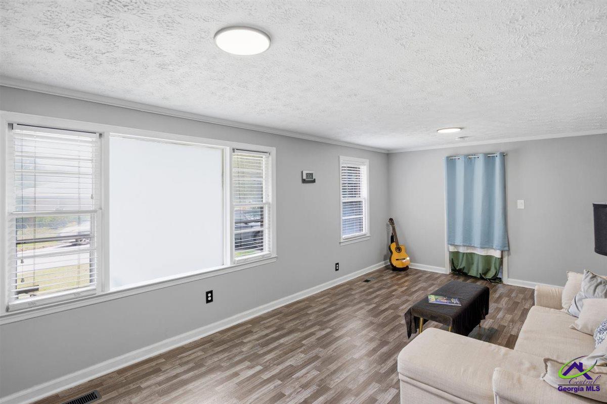 1280 Baker Drive