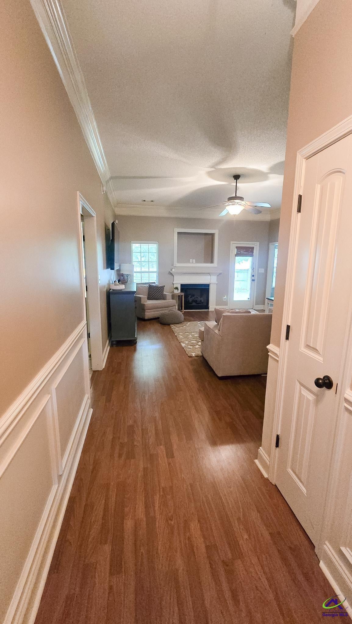 102 Woodward Pass