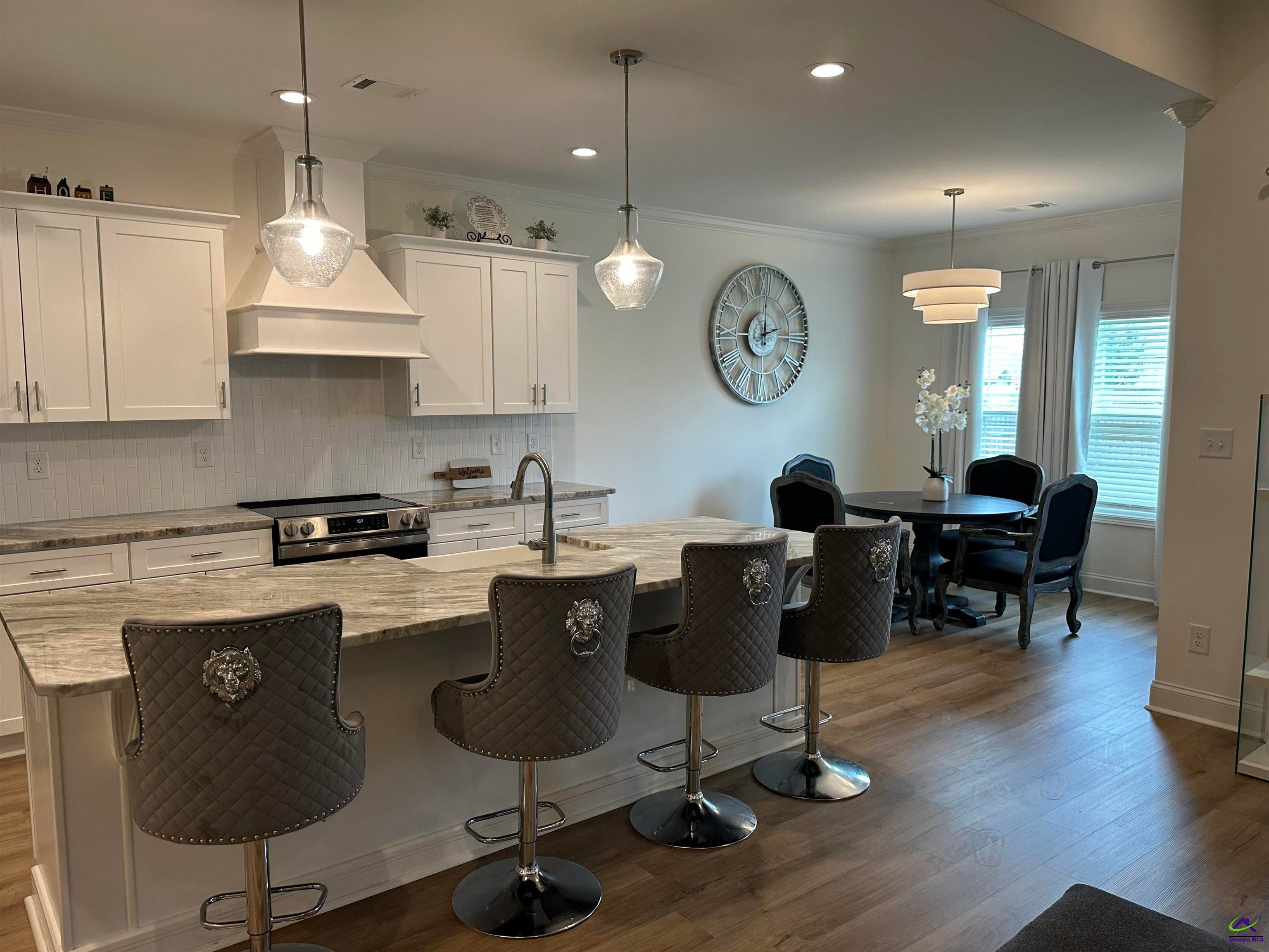 120 Fieldview Lane