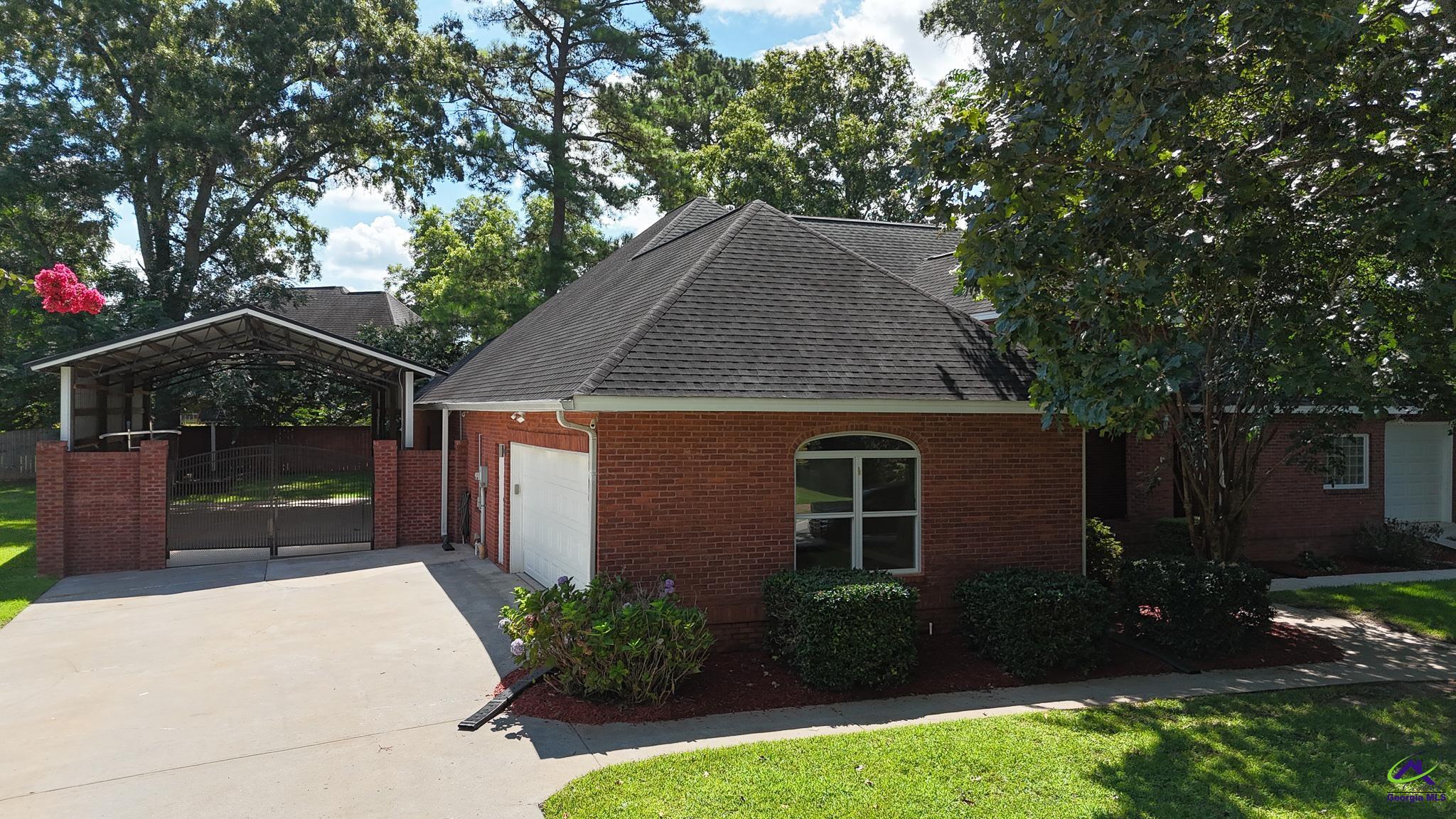 111 Charleston Court