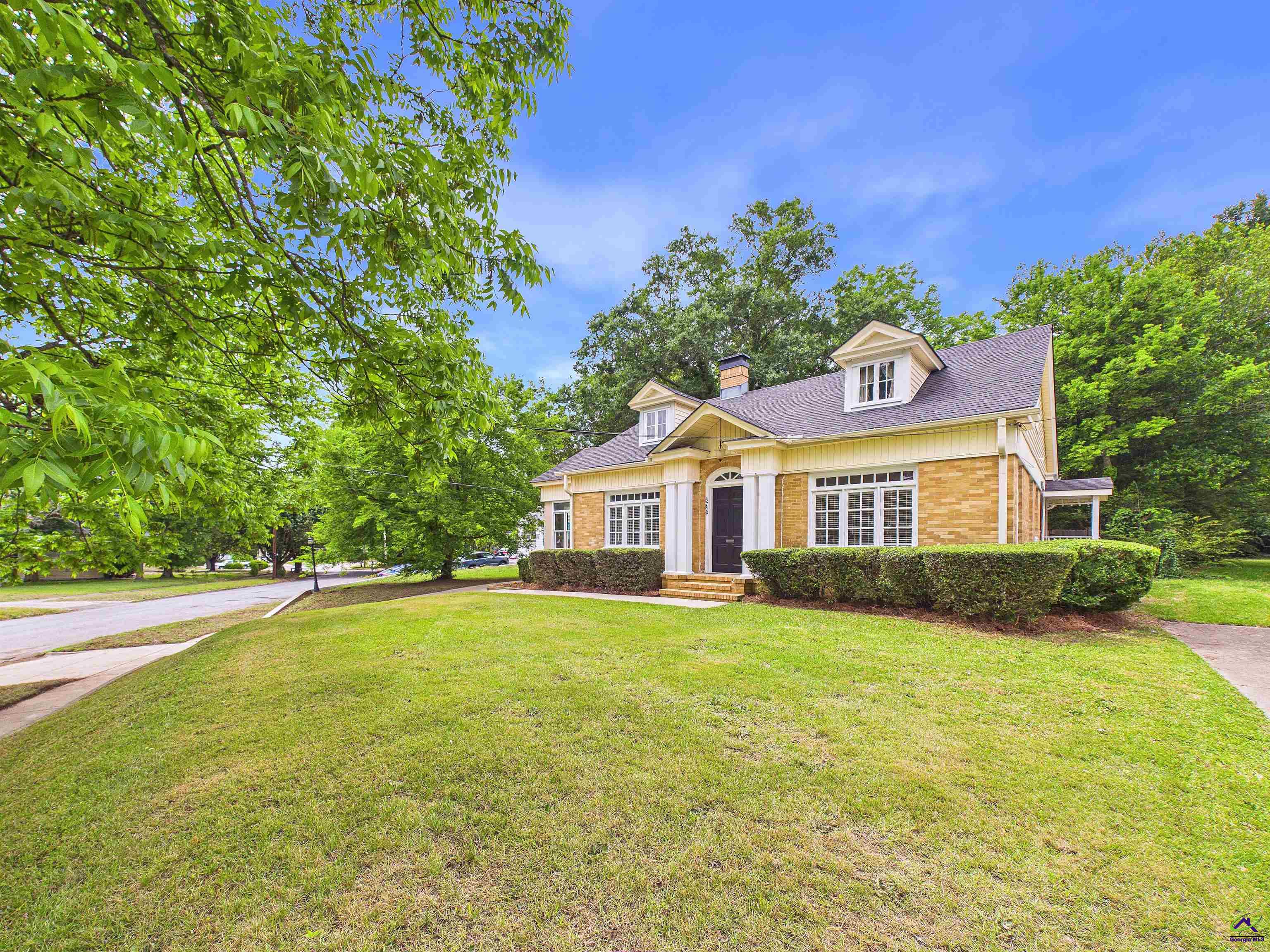 3750 Avon Road