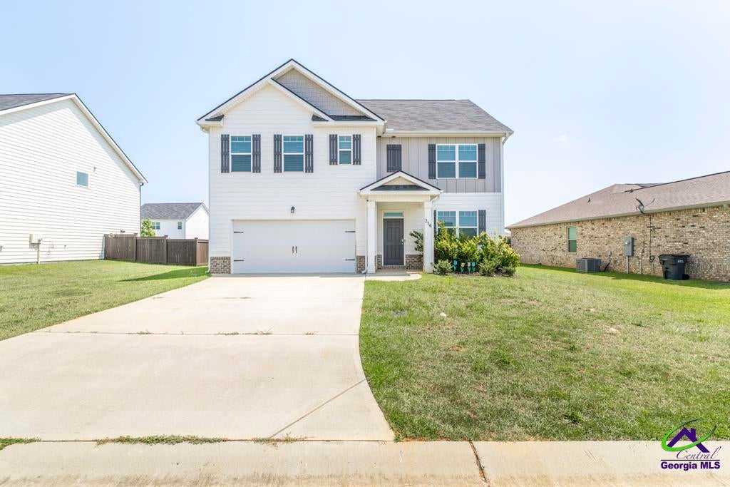 216 Barnyard Way