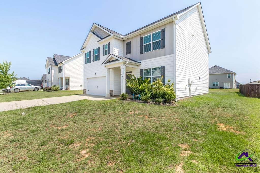 216 Barnyard Way