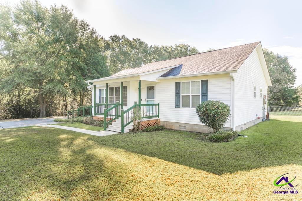 549 Burnett Rd