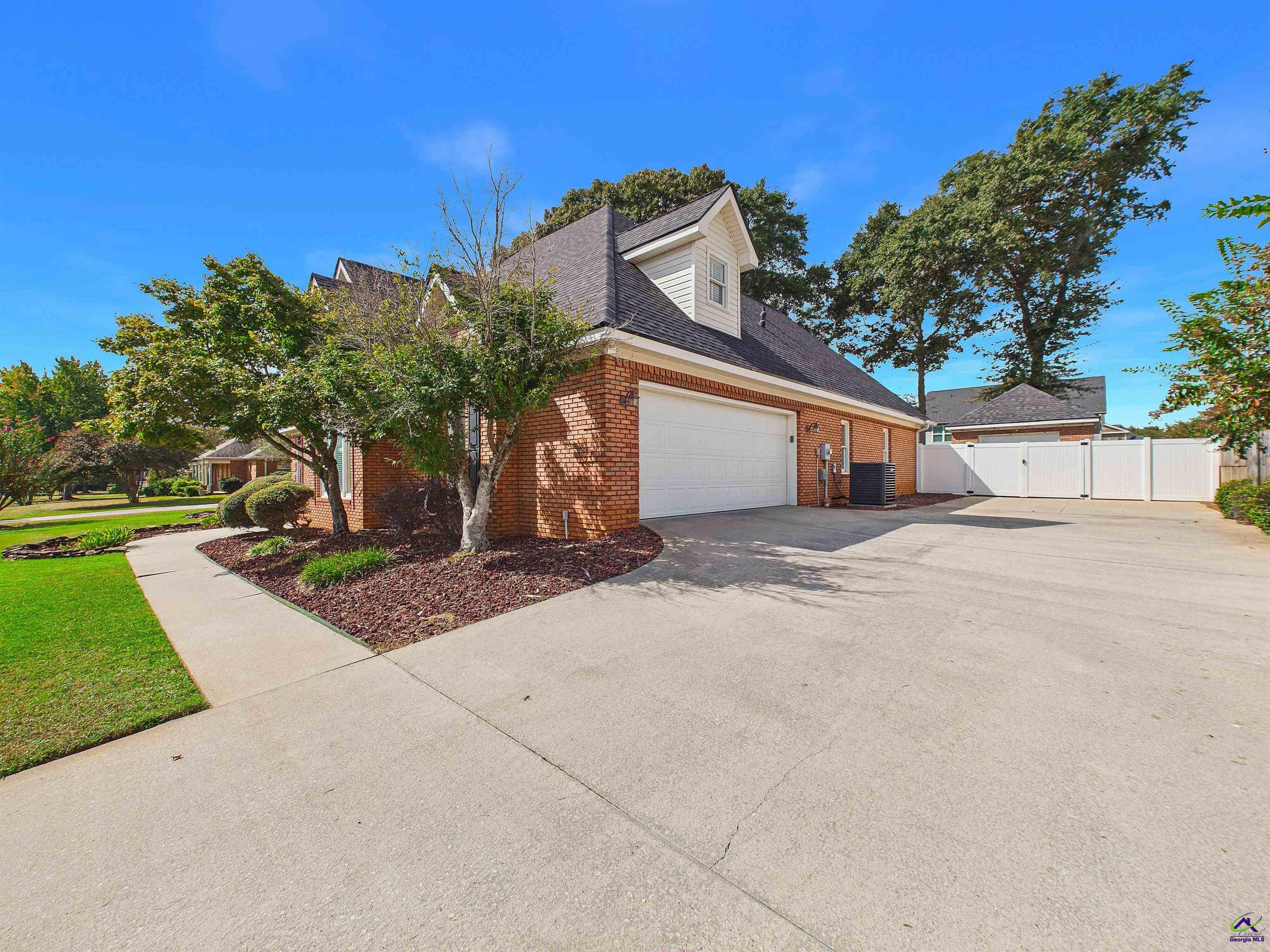223 Twelve Oaks Drive