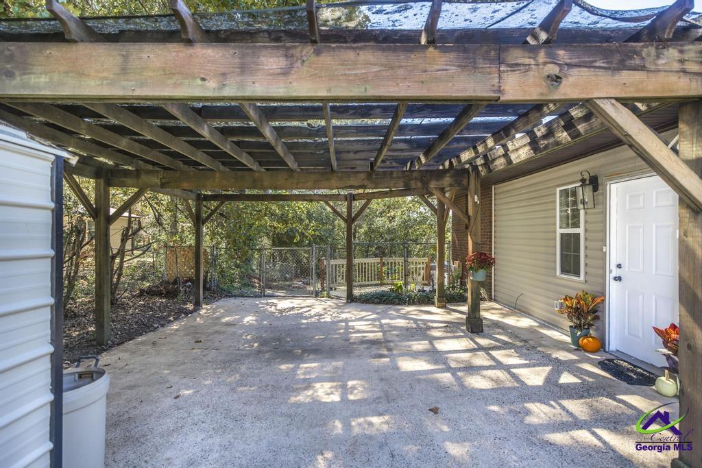102 Pine Glen Court