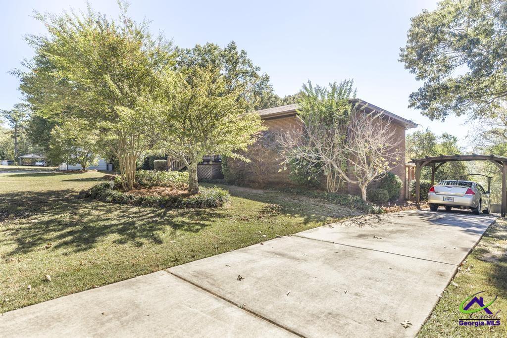 102 Pine Glen Court