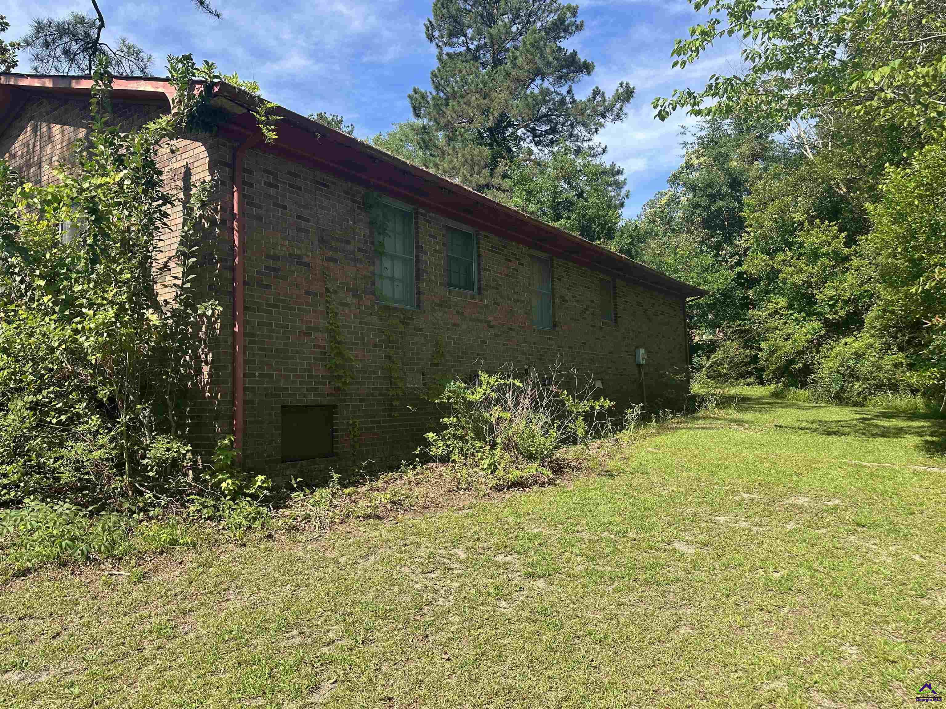 3353 W Victory Court