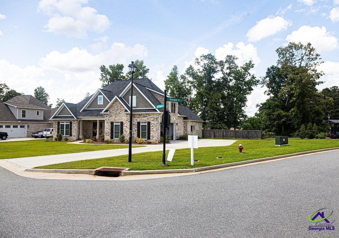 238 SE Flat Shoal Drive
