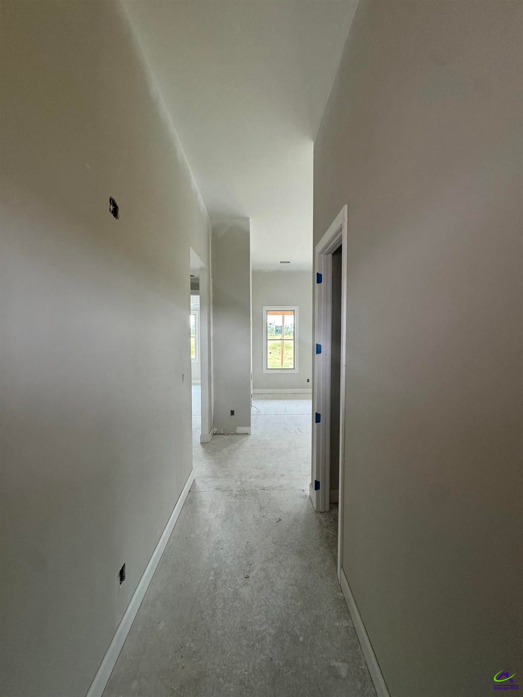 221 Farmland Circle