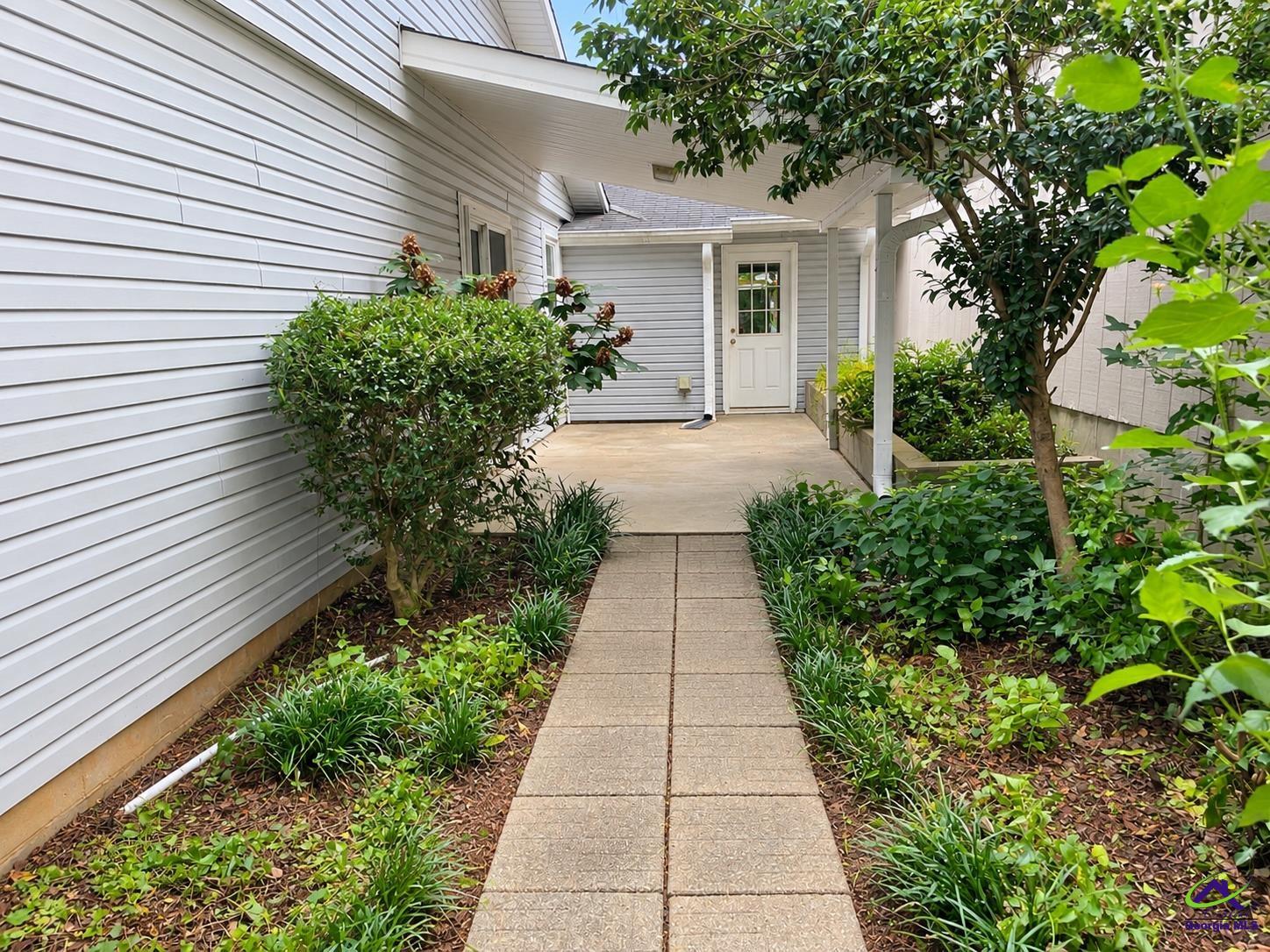 121 Pleasant Hill Court