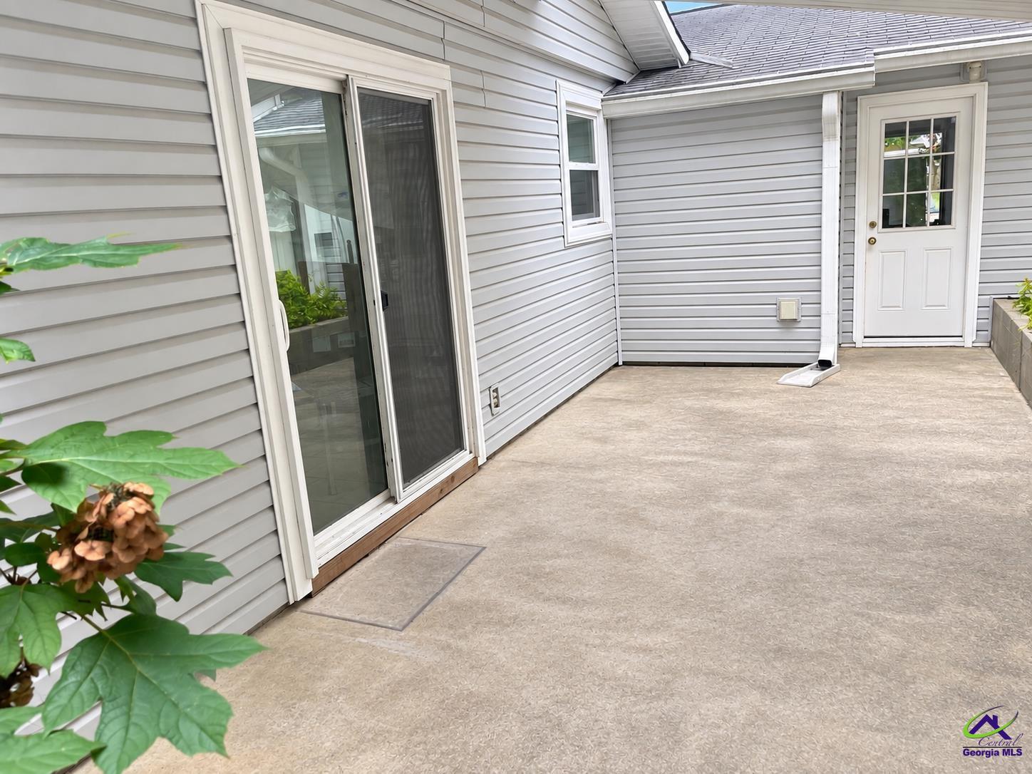 121 Pleasant Hill Court