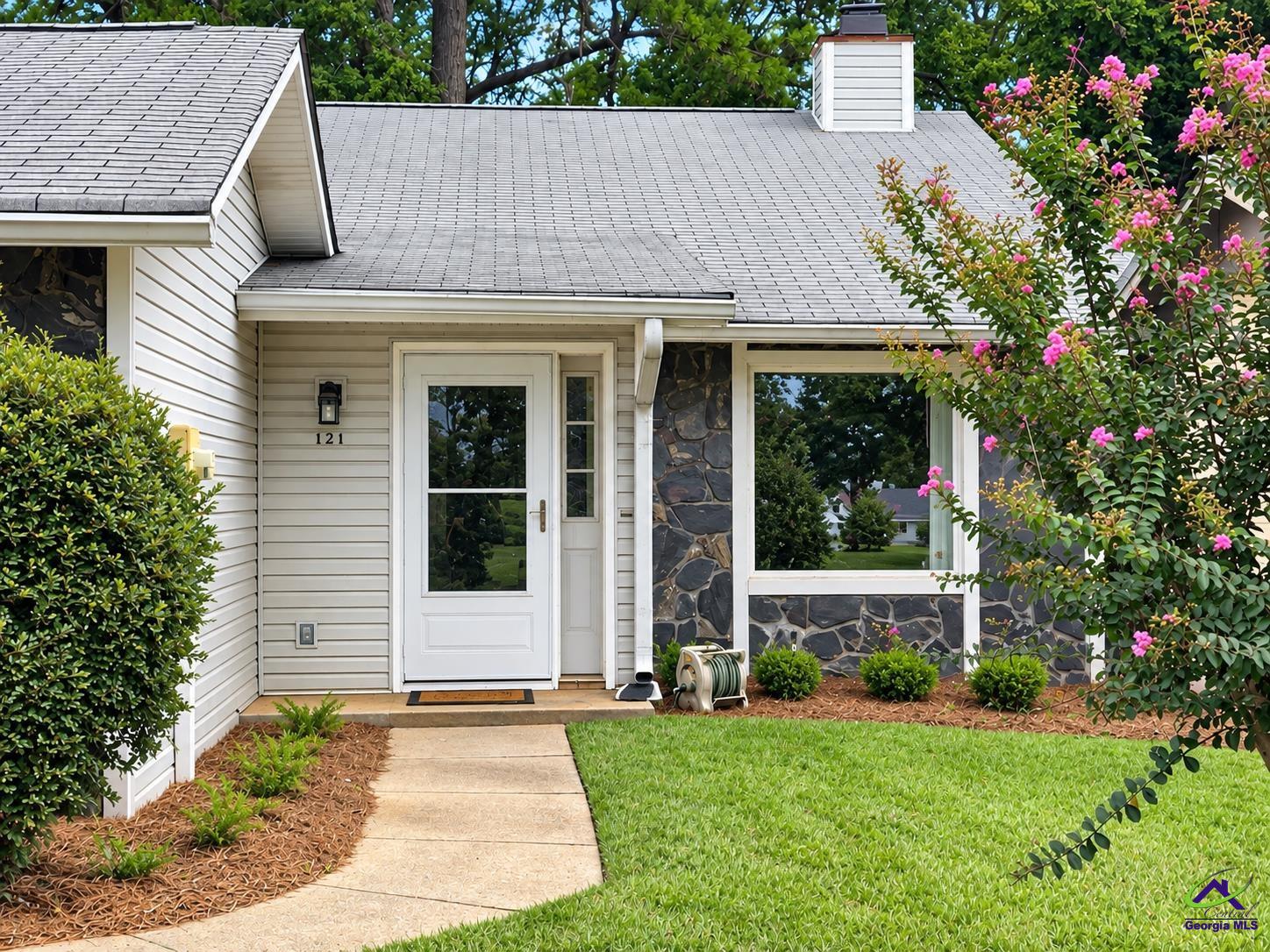 121 Pleasant Hill Court
