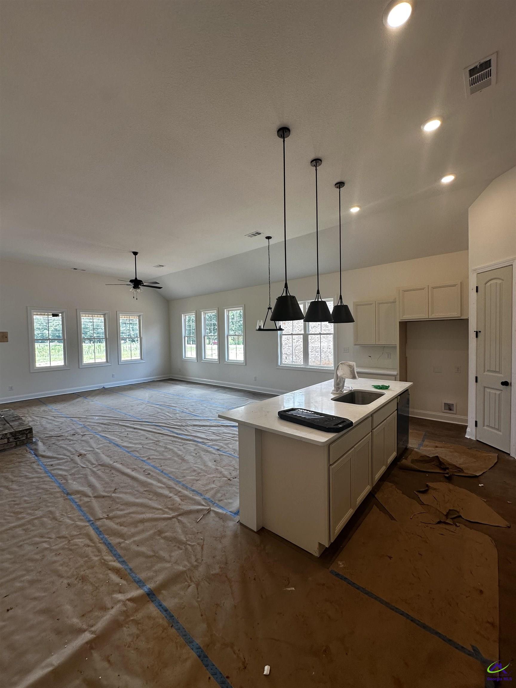 4 Pleasant Oak Drive