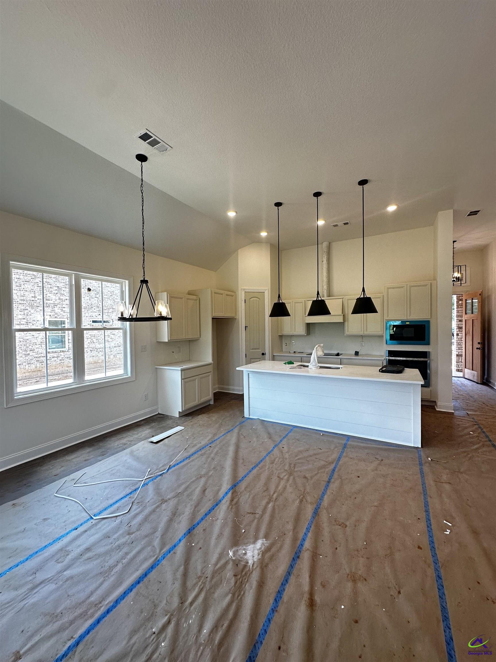 4 Pleasant Oak Drive