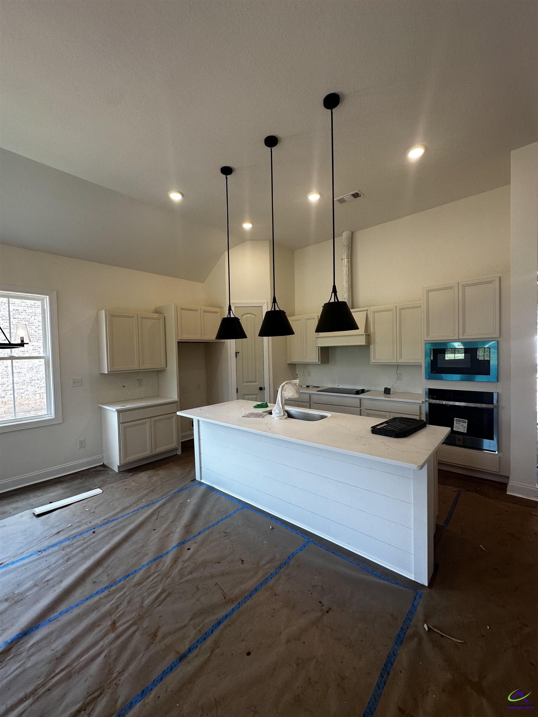 4 Pleasant Oak Drive