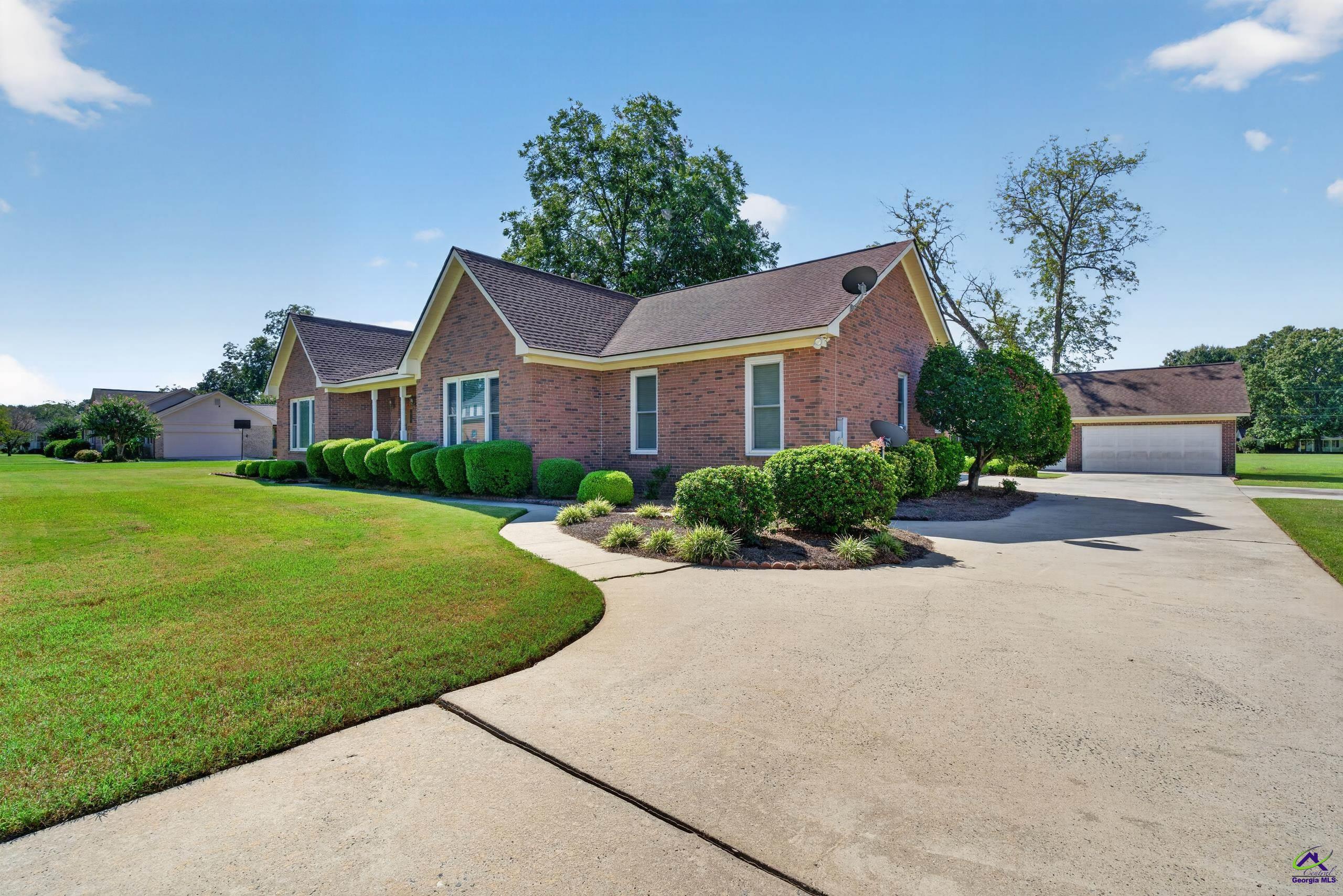 143 Hudson Way