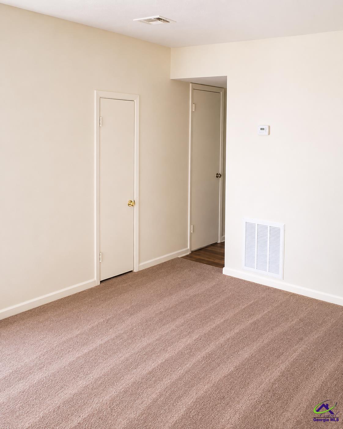 301 Mary Ln