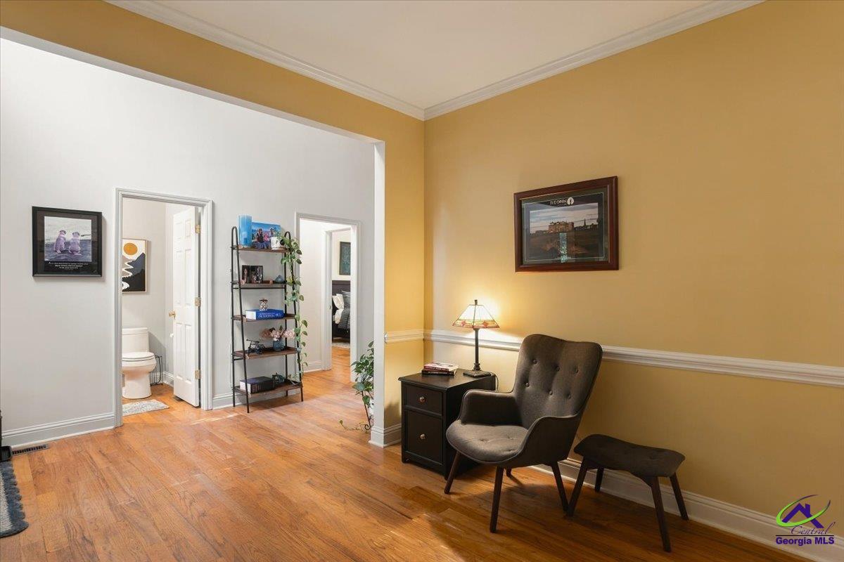 920 Huntcliffe Drive